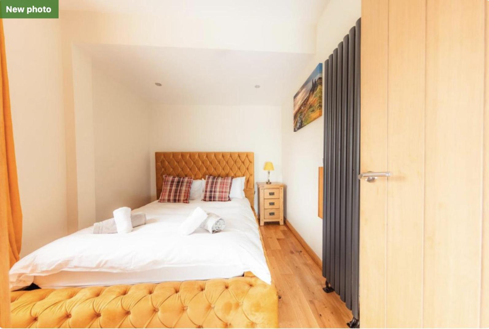 Luxury Cottage With Stunning Views Near Fairy Pools - School House 3 Carbost  Kültér fotó