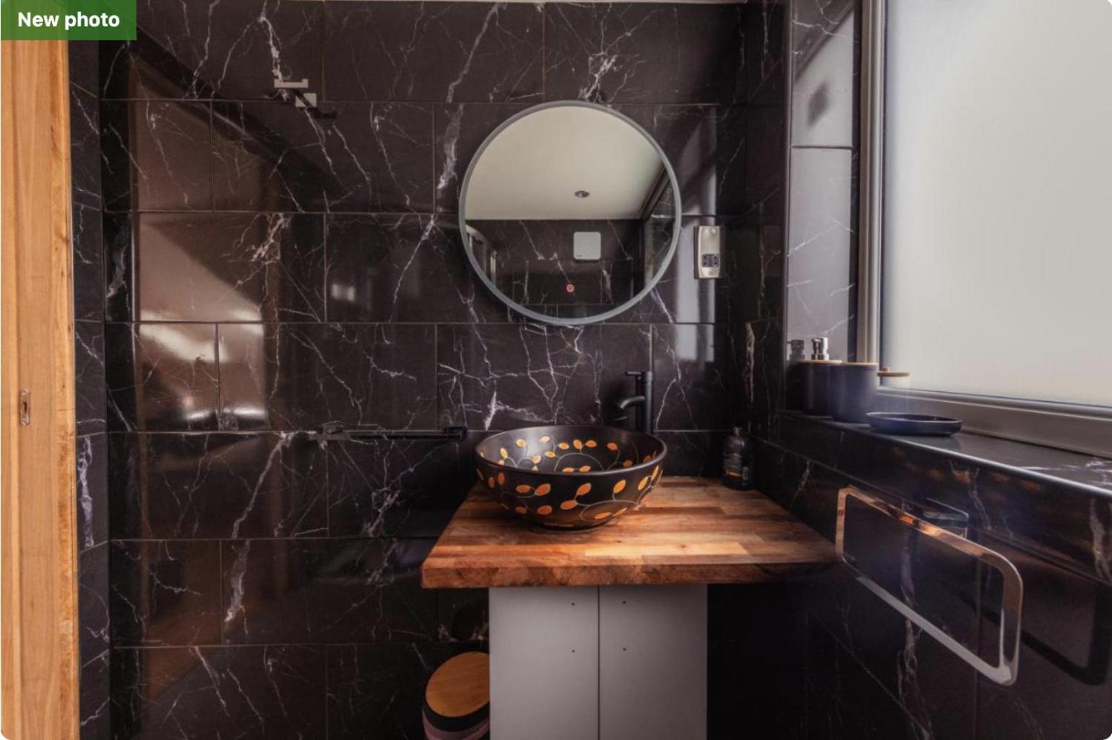 Luxury Cottage With Stunning Views Near Fairy Pools - School House 3 Carbost  Kültér fotó